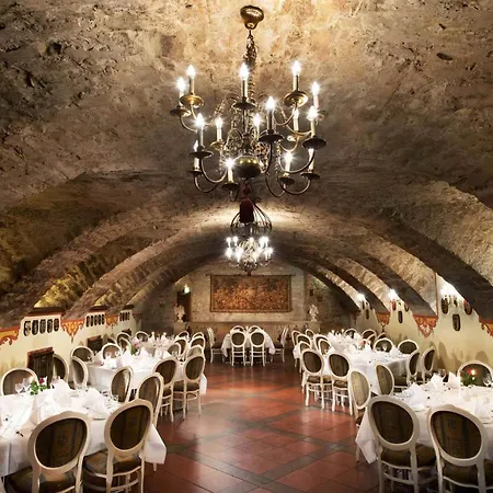 マリティム アム シュロスガルテン ホテル