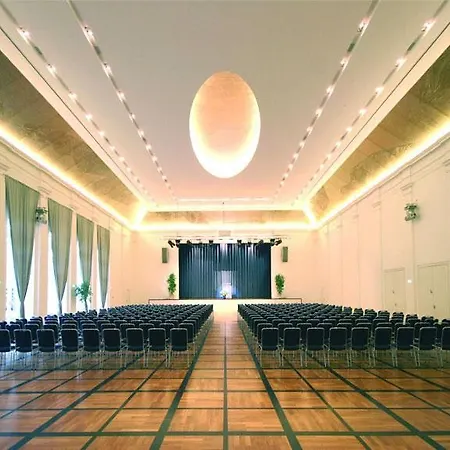 מלון Maritim Am Schlossgarten פולדה