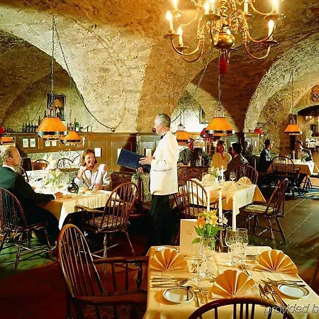 Maritim Am Schlossgarten Hotel