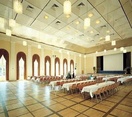 Maritim Am Schlossgarten 4* פולדה