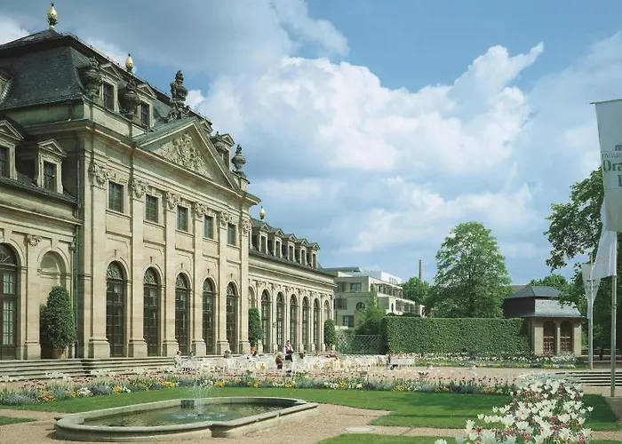 호텔 Maritim Am Schlossgarten 4*